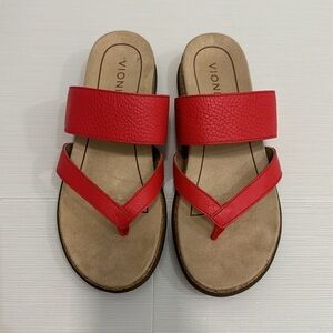 Vionic Red Marvina sandal